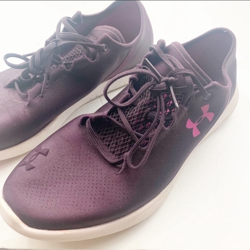 Under Armour Women’s Size 9 Purple‎ Foam Low Top Sneaker
